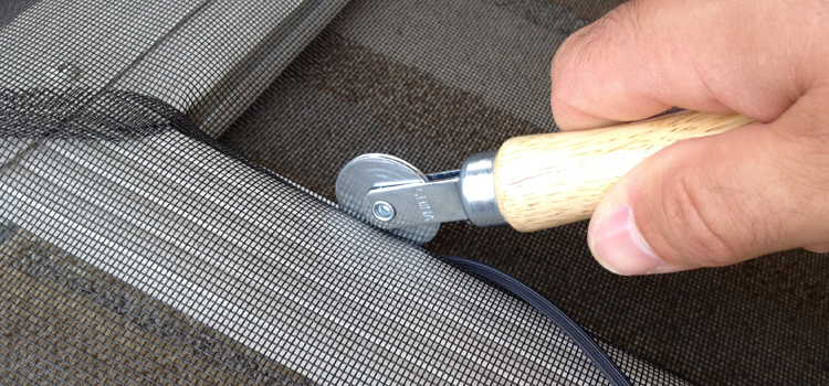 metal screen door repair in Linda